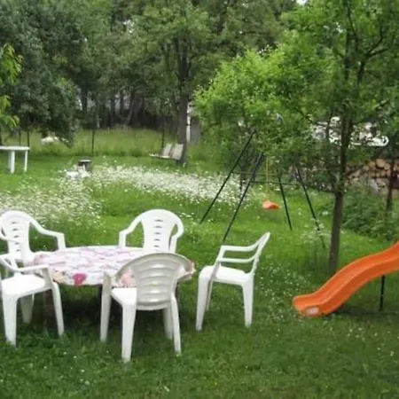 Vilka Slavkov-priestranna Vilka S Krasnou Zahradou. Holiday home