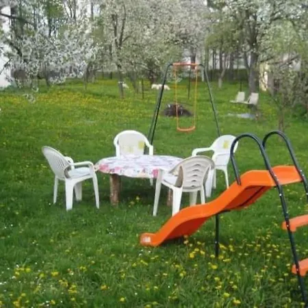 Дом отдыха Vilka Slavkov-priestranna Vilka S Krasnou Zahradou.