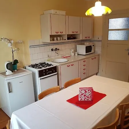 Holiday home Vilka Slavkov-priestranna Vilka S Krasnou Zahradou. *